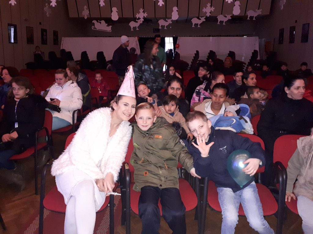 Počeo dječiji novogodišnji festival "Veseli snježni Travnik"