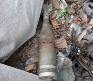 Kakanj: Radnici "Vodokoma" pronašli minu u kontejneru
