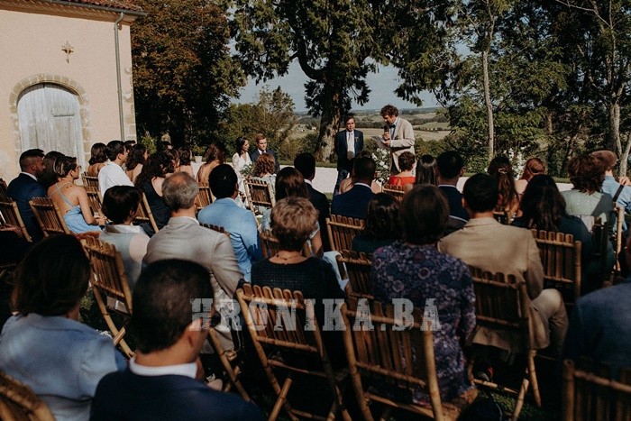 Bh.studio Dario & Jakov potpisuje fotografije prekrasnog vjenčanja u malom francuskom selu Lupiac