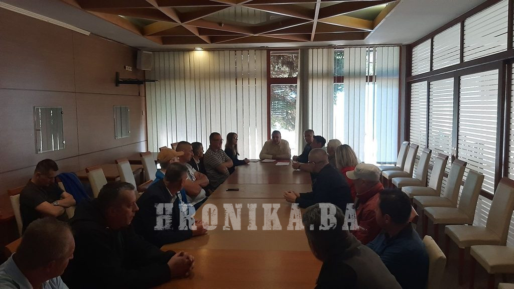 Delegacija KO SDP BiH u posjeti općinskim organizacijama u Donjem Vakufu i Jajcu