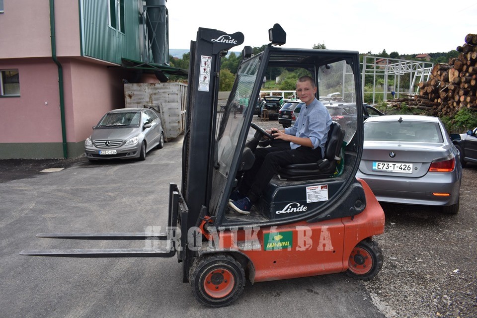 U Turbetu kod Travnika uprkos globalnoj krizi otvorena fabrika i nova radna mjesta