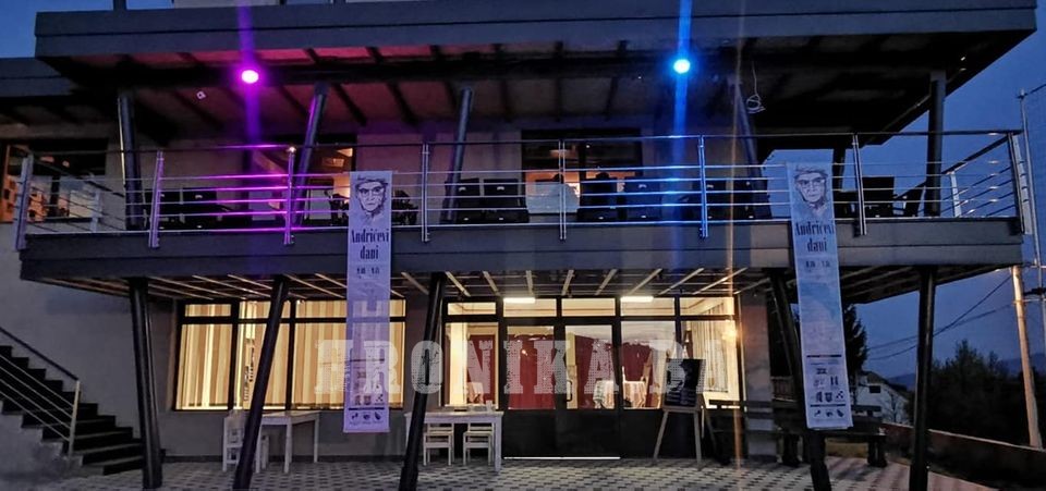 Na sceni Hrvatskog kazališta Travnik otvorena kulturna manifestacija „Andrićevi dani“