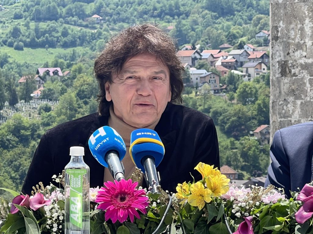 Travnik: Zdravko Čolić najavio veliki koncert u augustu u okviru “Dana dijaspore”