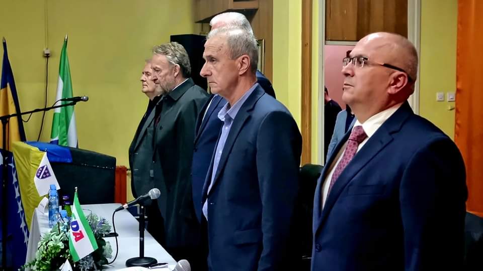 Izetbegović u Travniku: Dodik i Čović su dobili podanički strukturu, ali nećemo im dozvoliti da pređu crvenu liniju