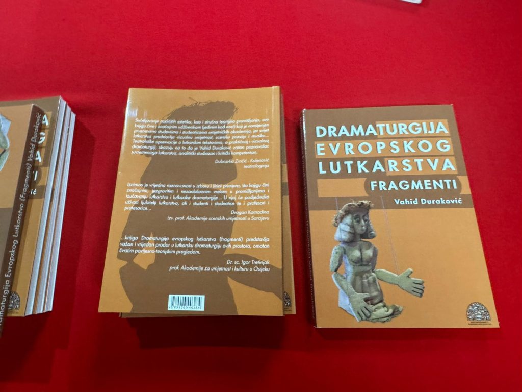 Promovisana knjiga "Dramaturgija evropskog lutkarstva (fragmenti)" Vahida Durakovića