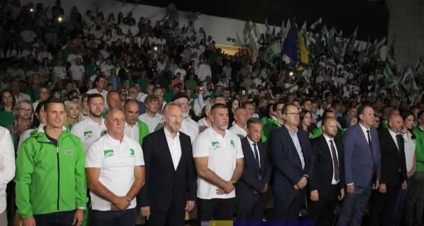 U istoj dvorani SDP okupio 10.000, a SDA jedva 1.000 ljudi!