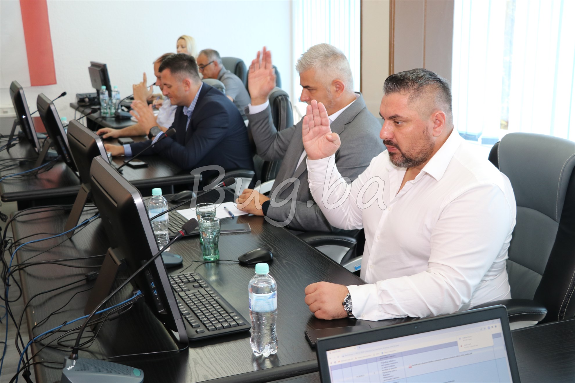 Preko vode do...22 miliona Eura- Vlada SBK upropastila projekat "Plava voda",a građani platili ceh